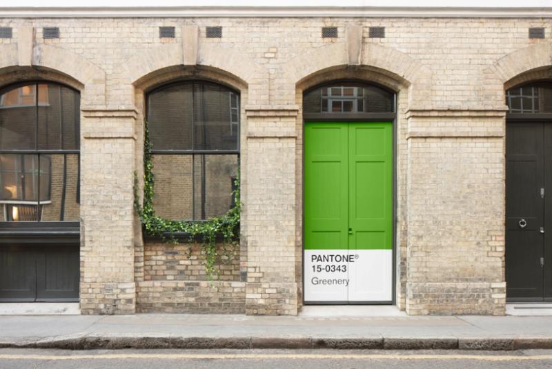 Airbnb et pantone cobranding